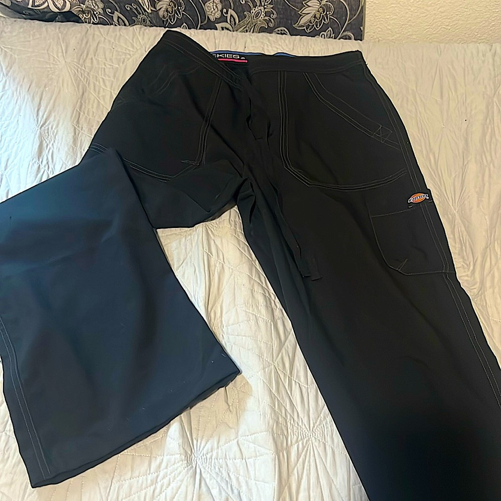 Bootcut scrub bottoms